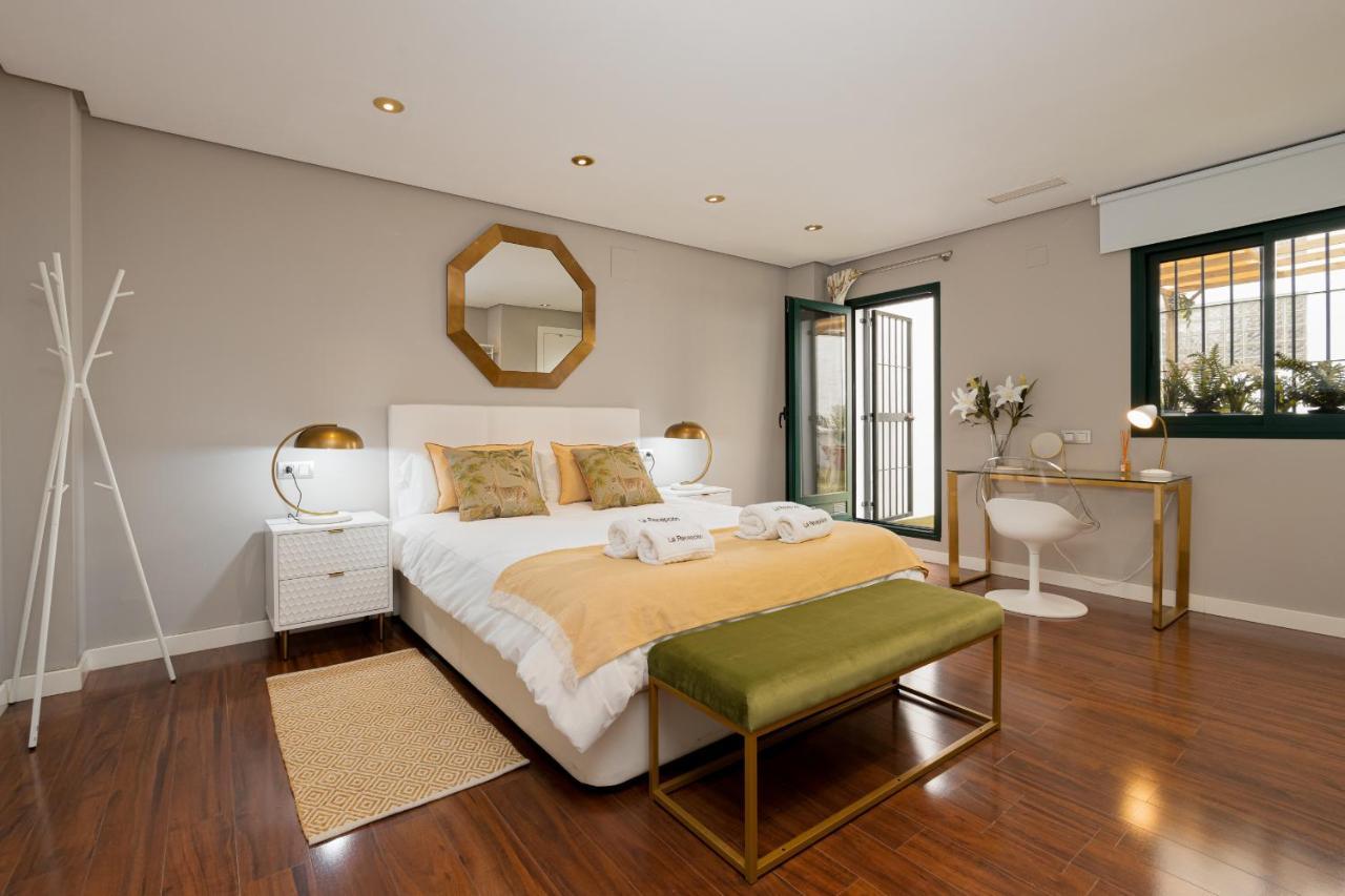 Апартаменты C30 Deluxe Studio With Terrace Into Cathedral Square Малага Экстерьер фото